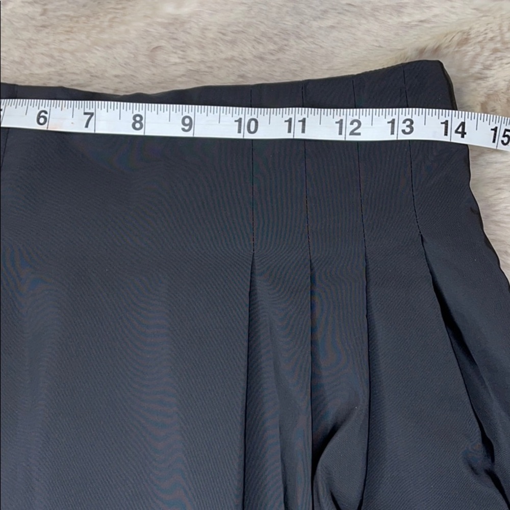 H&M•SKIRT - Picture 7 of 7
